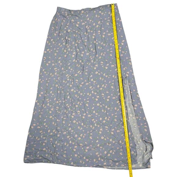 American Eagle Floral Slit Maxi Skirt M Blue Daisy Print Viscose Elastic Waist - Picture 3 of 7
